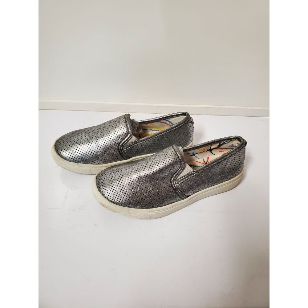 Steve Madden Silver Slip On Shoes Girls Size 1